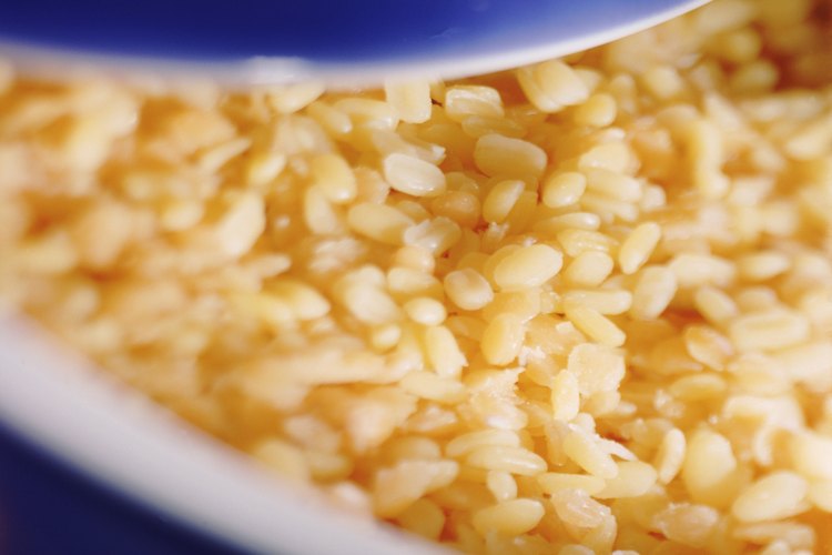 El arroz arborio es un tipo de arroz pegajoso que no pierde su firmeza.