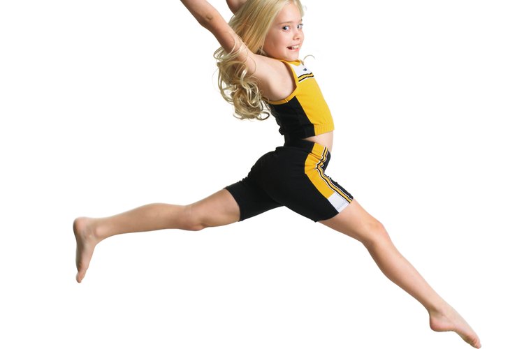Puedes encontrar clases de gimnasia para principiantes para niños (hasta los más pequeños) y adultos.