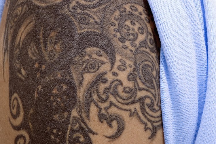 Los tatuajes profesionales pueden costar cientos de dólares.