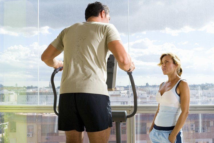 Las máquinas elípticas ofrecen múltiples beneficios para el cuerpo.