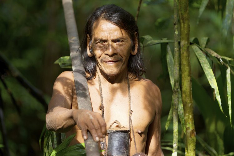 Las culturas indígenas en todo el mundo fueron expertas en cazar, rastrear y atrapar animales.