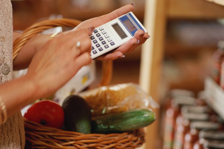 Calcula los almidones restando el azúcar y la fibra de los carbohidratos.