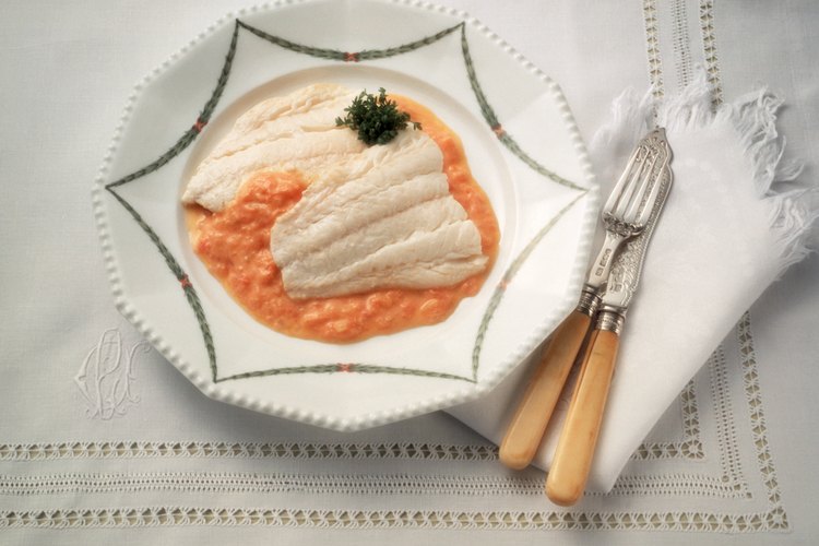 El bacalao contiene omega-3 saludable pero su contenido de mercurio es moderadamente alto.
