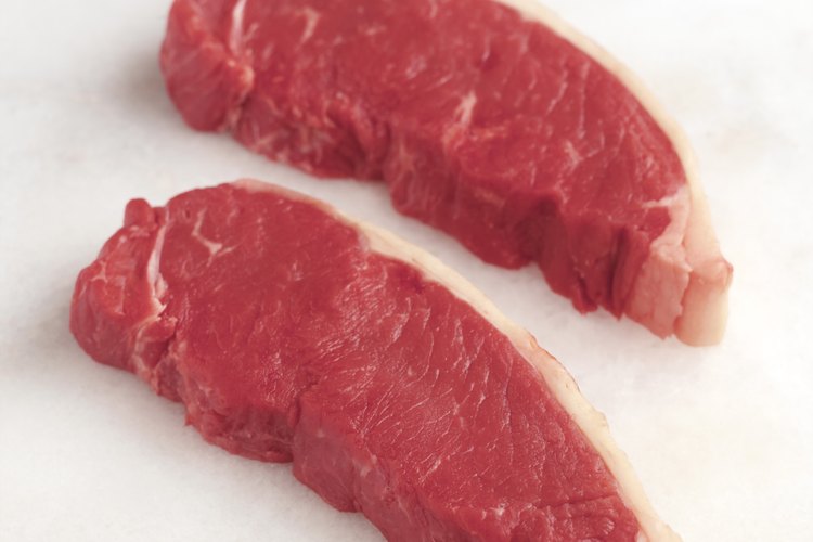 Comenzar con cortes de filete magro como tiras Nueva York te ayuda a tener una entrada saludable.