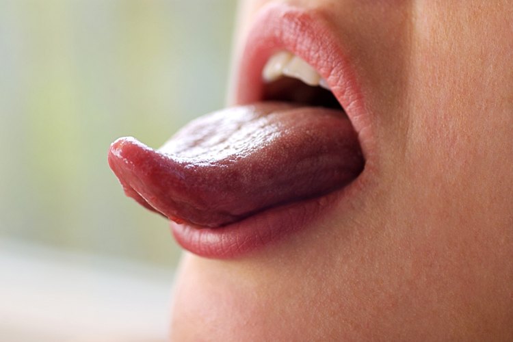Descubre los problemas de salud mirando tu lengua.