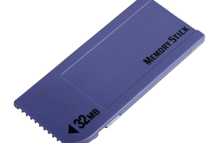 Cómo quitar la protección contra escritura en una Sony Handycam (En 8 Pasos)