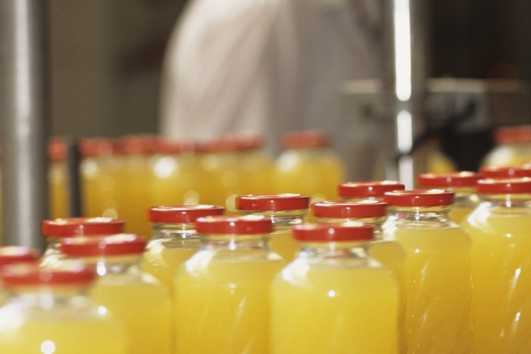 La mayoría de los jugos de frutas son aceptables para beber para las personas que tienen ileostomías.