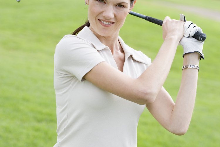 A veces puedes dejar los movimientos de lado y cambiar tu equipo para mejorar tu juego de golf.