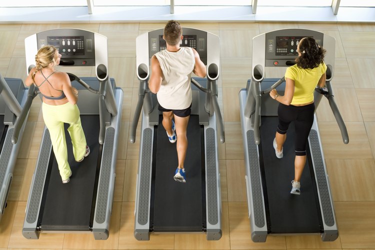 Las sesiones maratonianas sobre la cinta para correr no son recomendables.