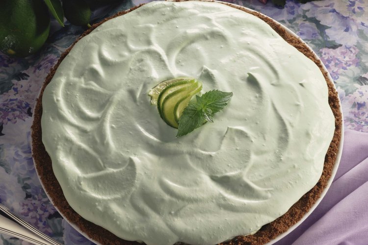 La mayoría de las cortezas de galleta para tarta tienen ingredientes perecederos y deben ser refrigerados.