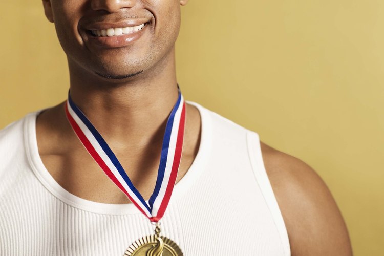 Ernie Davis es un famoso ejemplo de un atleta que luchó contra la leucemia.