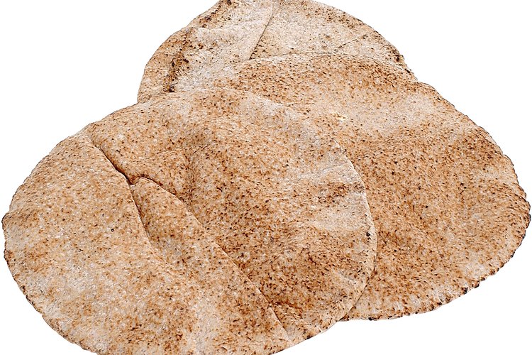 El pan roti blanco tiene más o menos el mismo número de calorías que el de trigo entero.