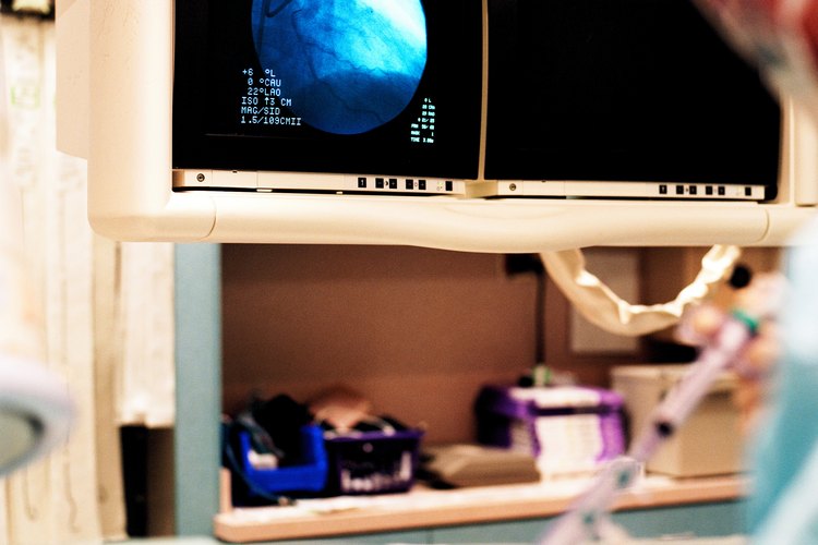 Hay dos tipos de ultrasonido: el transabdominal y el transvaginal.