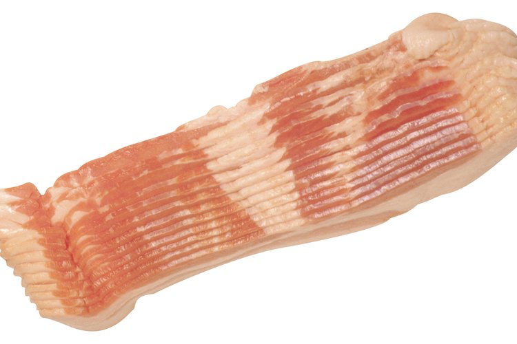 Disfruta del sabor salado del tocino en este platillo.