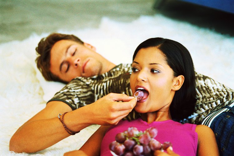 Si se consumen antes de ir a la cama, las uvas pueden permitir un sueño profundo con pocas interrupciones.