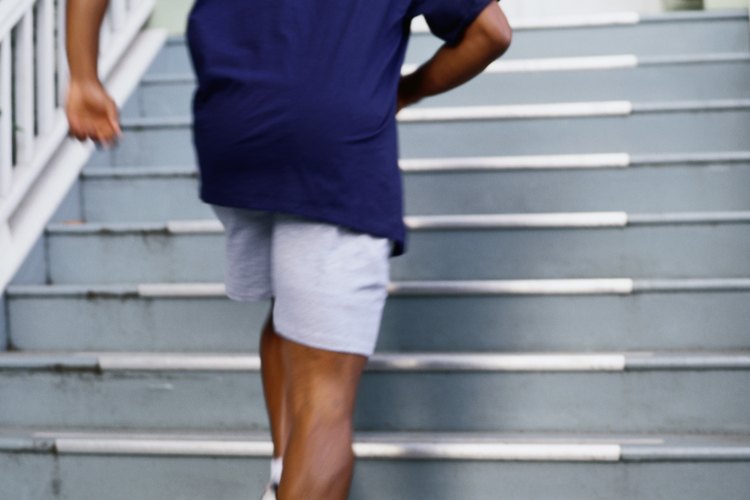 Para la velocidad y la explosión, en lugar de ir rápido, corre por cada escalón.
