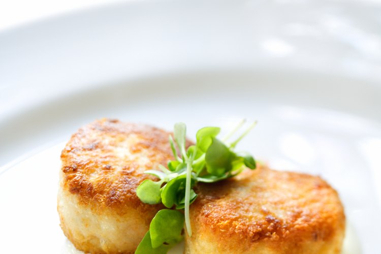 Las croquetas de pescado no son difíciles de cocinar en casa.