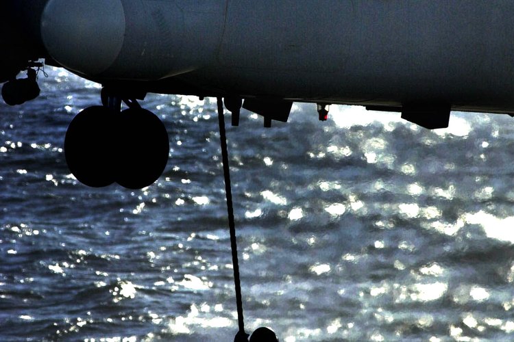 Los entrenamientos de los Navy SEALs preparan a los hombres para la acción.