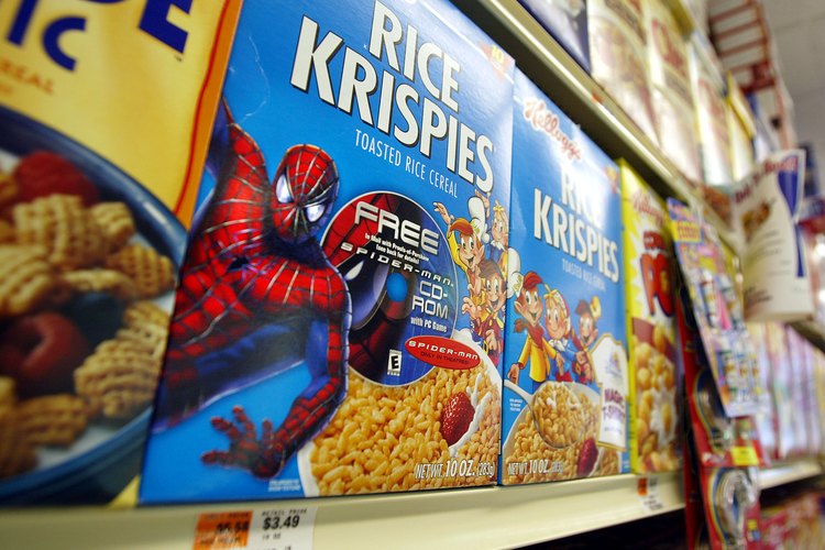 Las golosinas de Rice Krispies pueden hacerse con Marshmallow Fluff sustituído con malvaviscos normales.