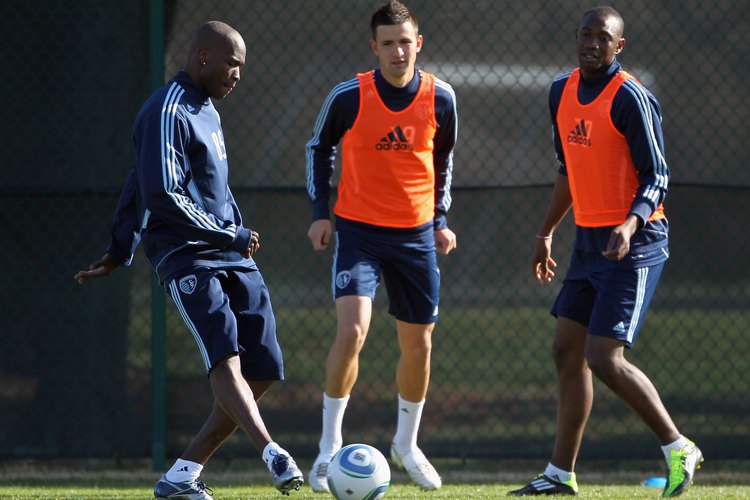 Chad Ochocinco, dejó las pruebas con Sporting Kansas City.