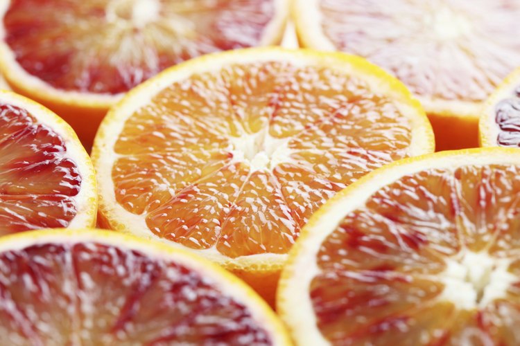 Rodajas de naranjas rojas.