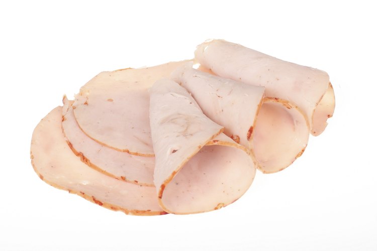 Las rodajas de pavo son un bocadillo saludable.
