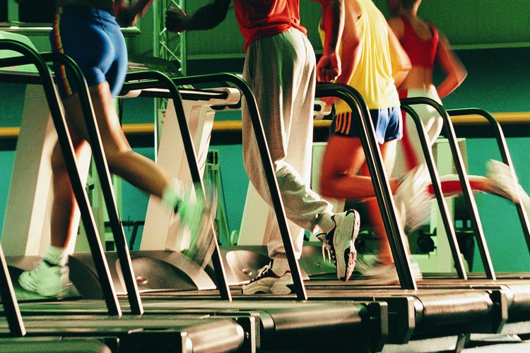 El cardio es la única manera de quemar las calorías que necesitas para quemar la grasa de la espalda.
