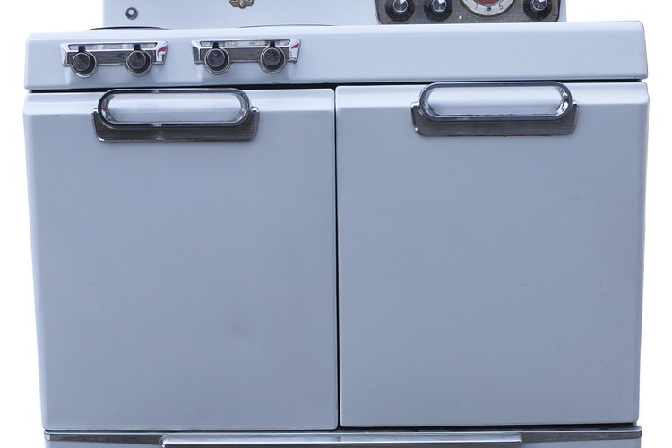 Las costillas de res estilo barbacoa pueden hacerse en el horno.