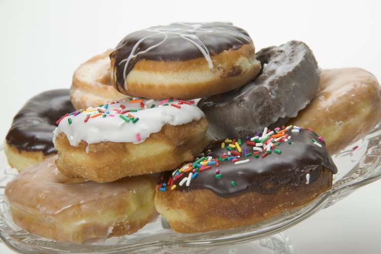 Las grasas trans se encuentran con frecuencia en la repostería en forma de rosquillas.