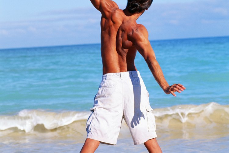 Desarrolla tono muscular definido en tu espalda sin ir a un gimnasio.