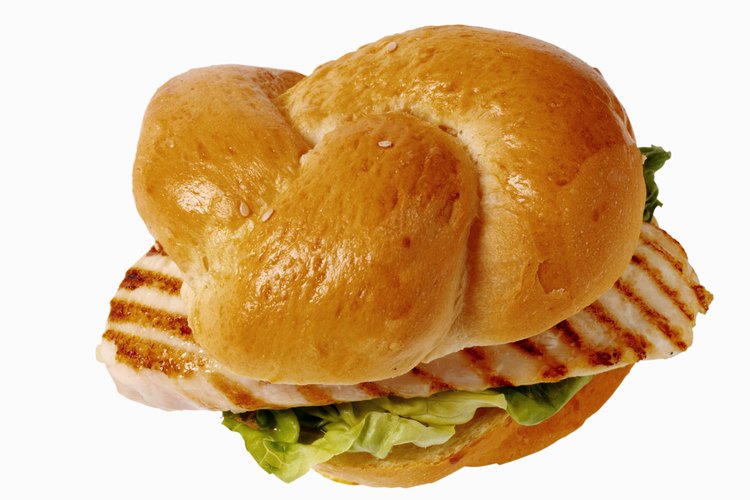 Escoge el pollo a la parrilla en lugar del pollo frito.