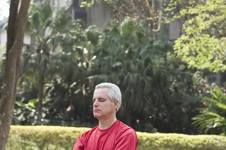 El requisito más importante de la meditación es despejar tu mente de todo pensamiento.