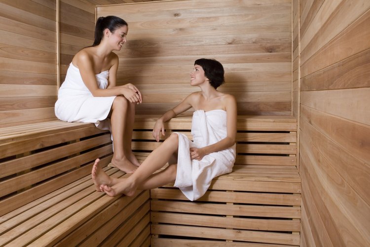 Los saunas secos pueden ser una manera relajante de calmar los músculos.