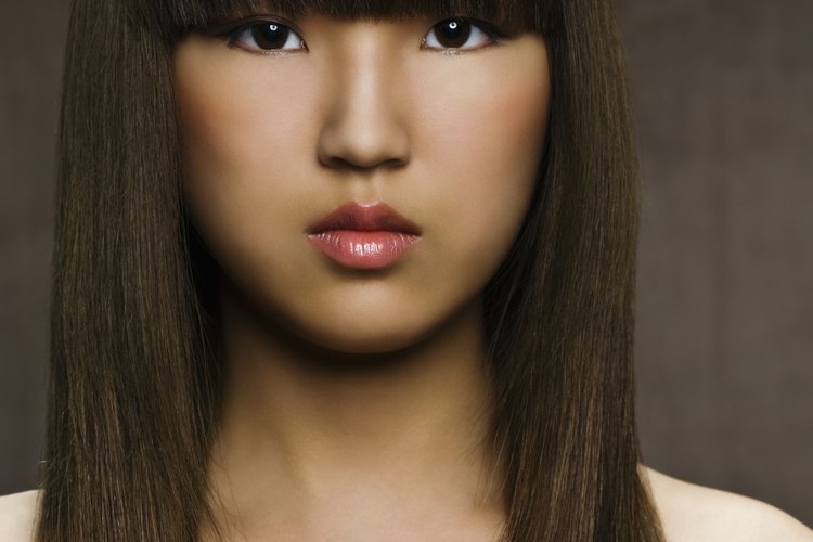 Averigua por qué tu cabello está seco y quebradizo y toma los pasos necesarios para devolverle la salud