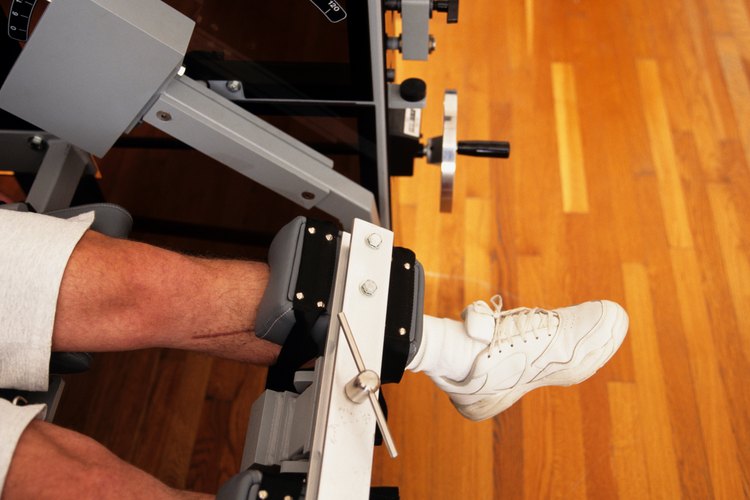 La reducción del tono muscular es otro de los síntomas que experimentan muchos de los afectados. Mientras más temprano comienza la terapia física es mejor.