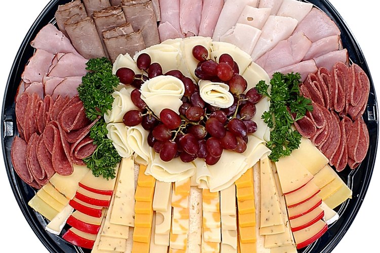 Crea una charola delicatessen sabrosa y memorable.