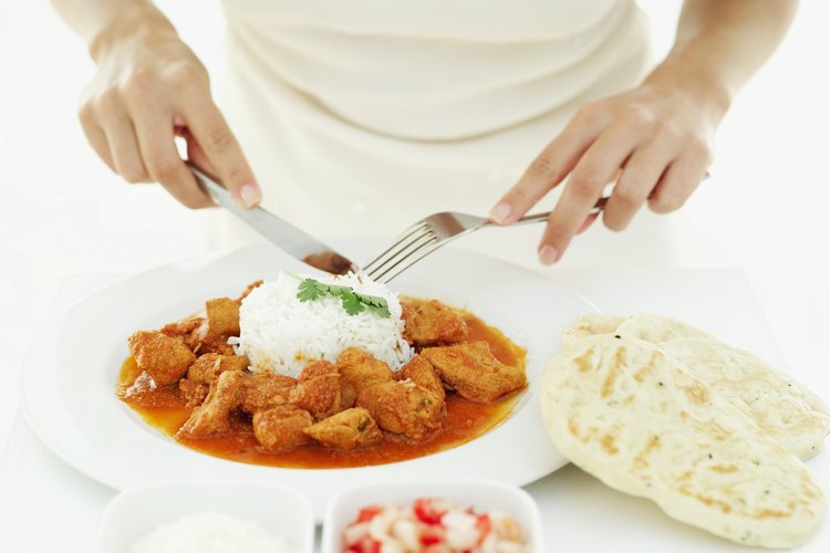 El naan es un componente nutritivo de las comidas indias.