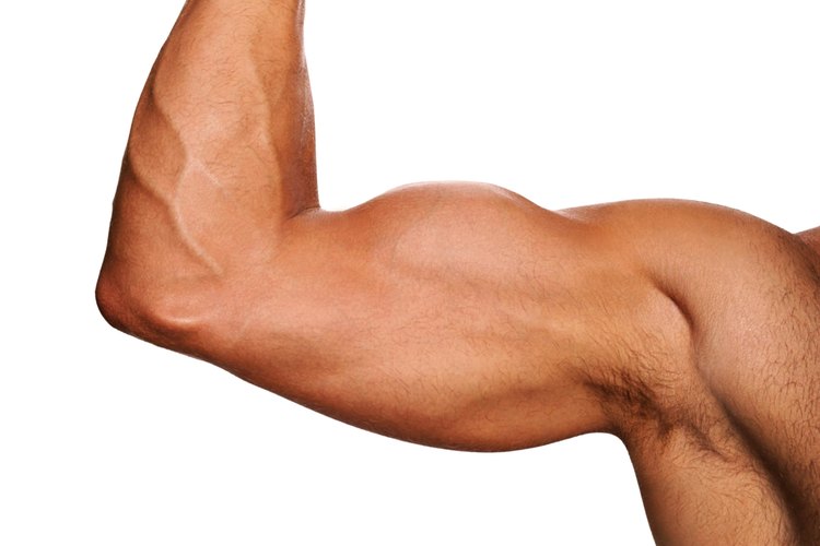 Una bicicleta de manos ofrece una alternativa al entrenamiento de pesas para las rutinas del cuerpo superior.