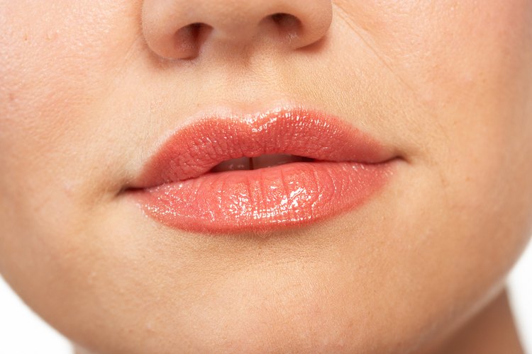 Prueba estos métodos para rellenar tus labios.