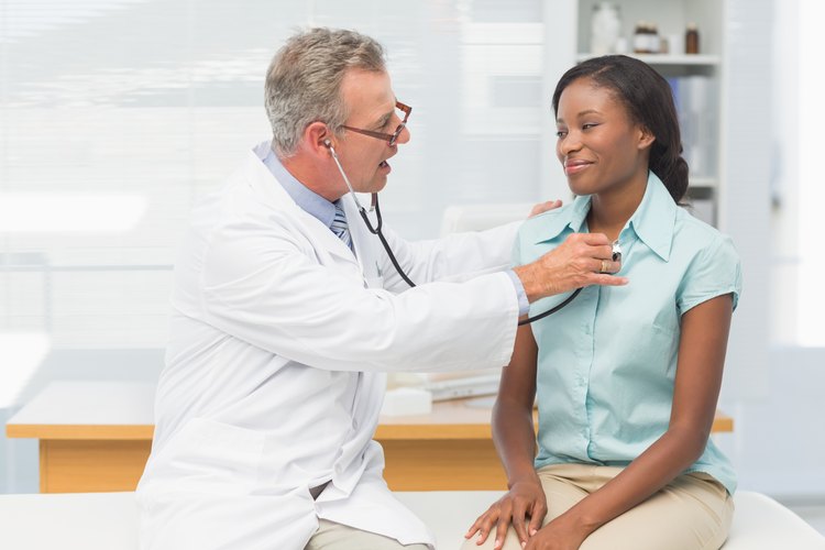 La fibromialgia es una enfermedad que puede provocar dolor muscular en la pared pectoral.