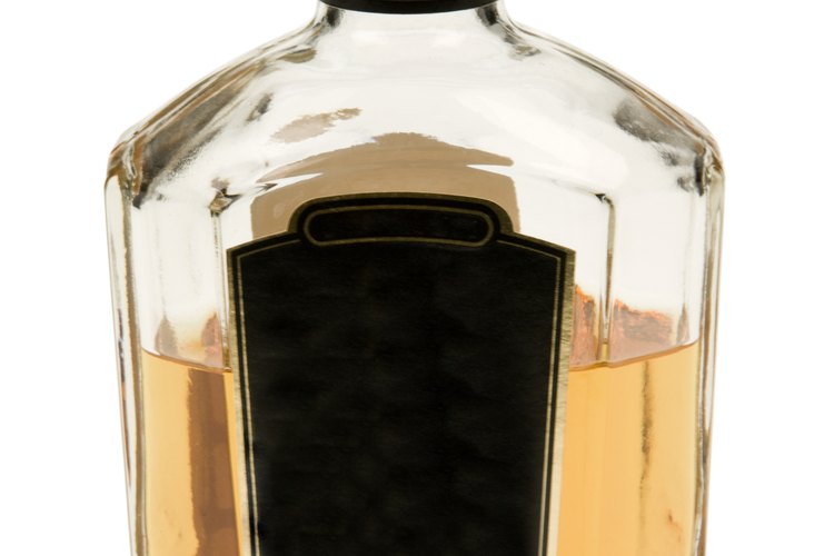 Beber demasiado alcohol puede dañar el corazón, el hígado y el páncreas.