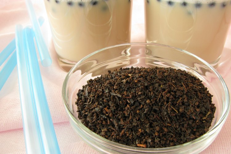El té boba se caracteriza por tener perlas de tapioca en el fondo.