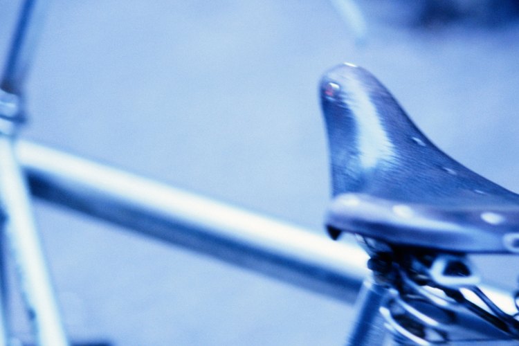 Puedes lubricar una asiento de bicicleta que rechina.