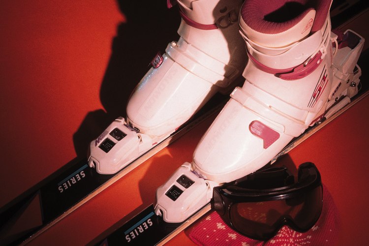 Las botas de esquí adecuadas ayudan a prevenir las ampollas en los pies y las piernas.