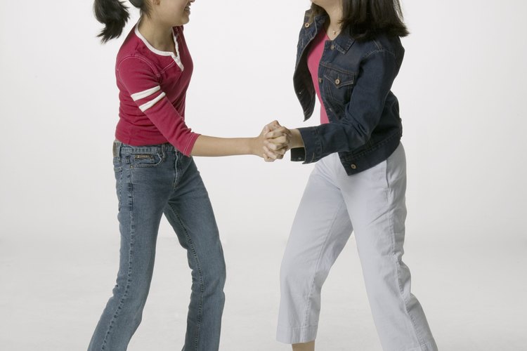Las reglas usadas en la lucha masculina y femenina son las mismas.