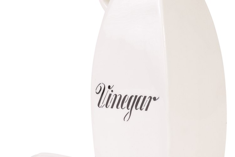 Contrarrestar hongos, una de las propiedades del vinagre.