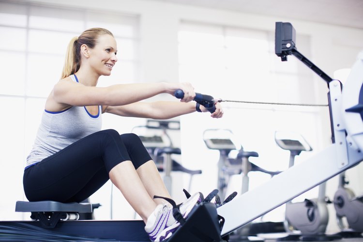 Un aparato de remo de Pilates es como una máquina de remo sin pesas.