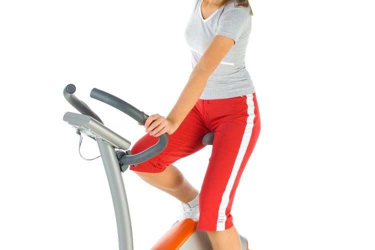 Es importante mantener una postura correcta al usar una bicicleta estática, para evitar lesiones y disfrutar sus beneficios.