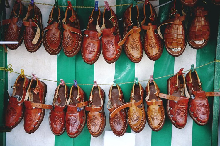 Las técnicas de desgaste de piel pueden hacer que tus zapatos destaquen de la multitud.
