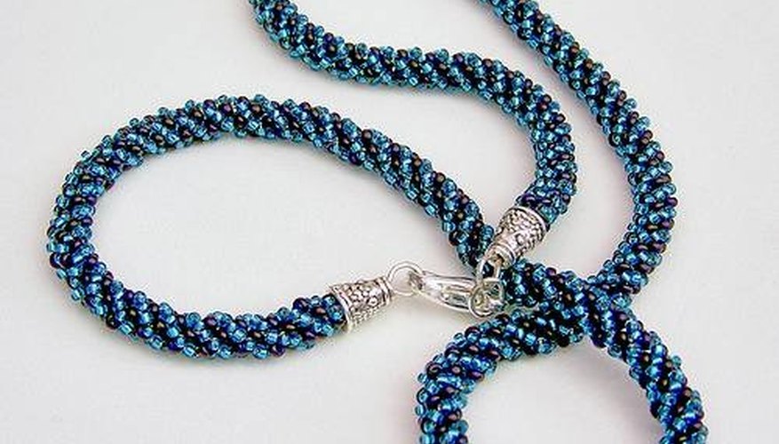 Make Spiral Beaded Necklaces Make Spiral Beaded Necklaces